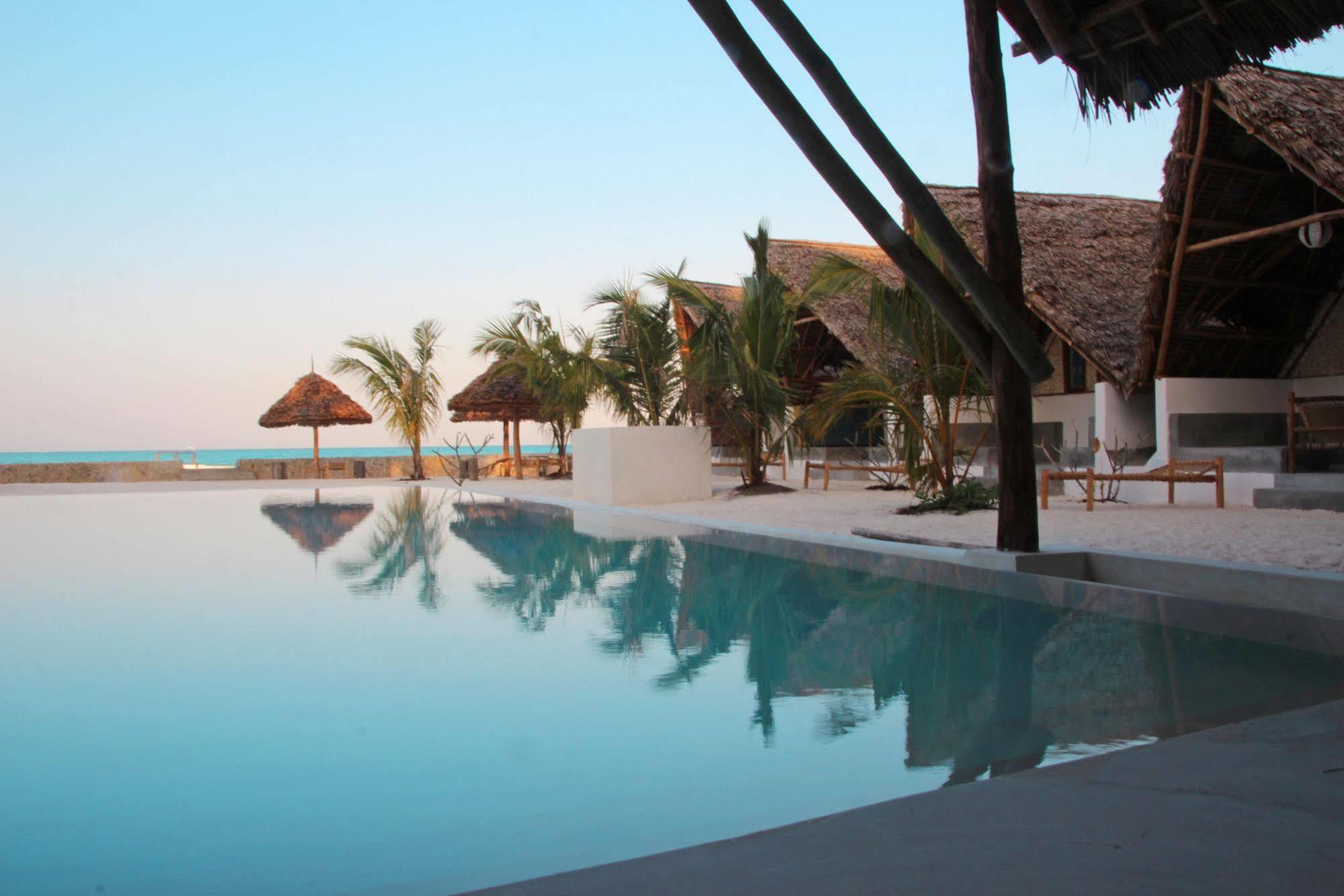 Resort Nur