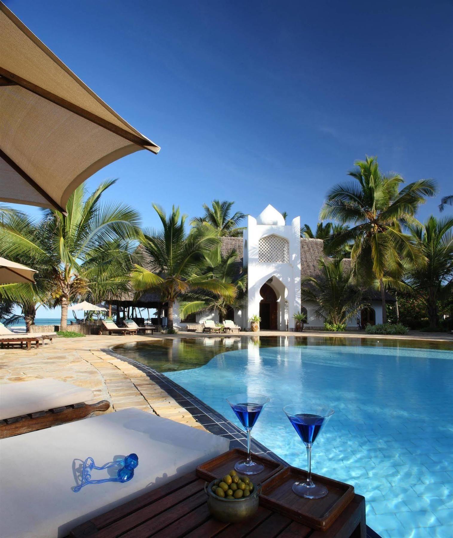 Hotel Sultan Sands Island & Spa