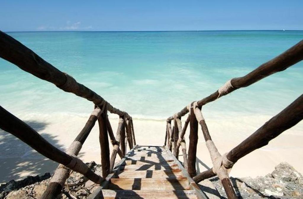 Ras Beach 4*