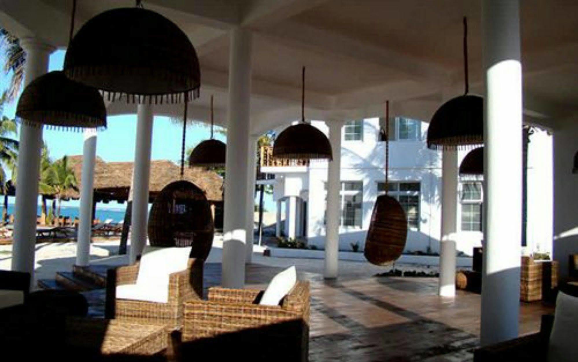 Hotel Albatross Ocean View 4*