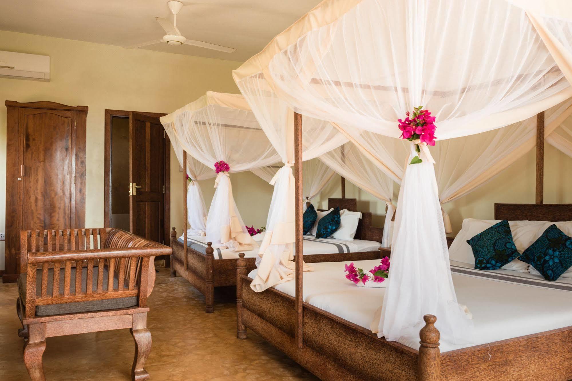 Zan View Hotel 3*