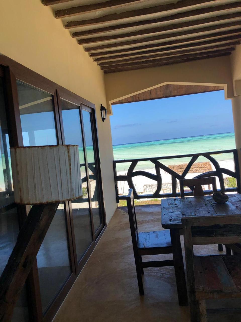 White Sands Hotel Paje