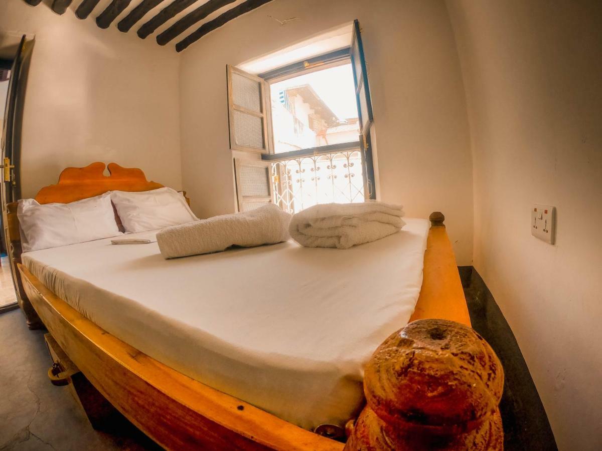 Zlife Stone Town
