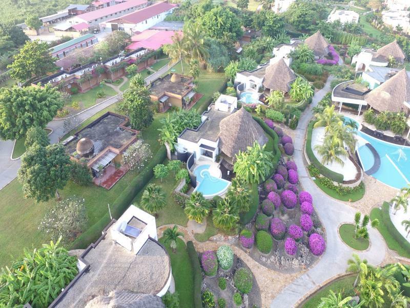 Diamonds Star Of The East Resort