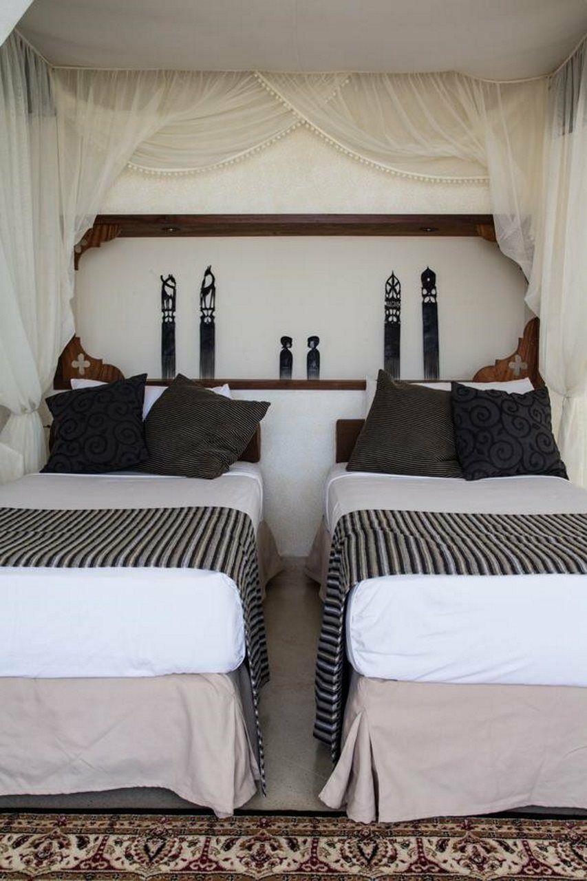Karafuu Hotel 5*