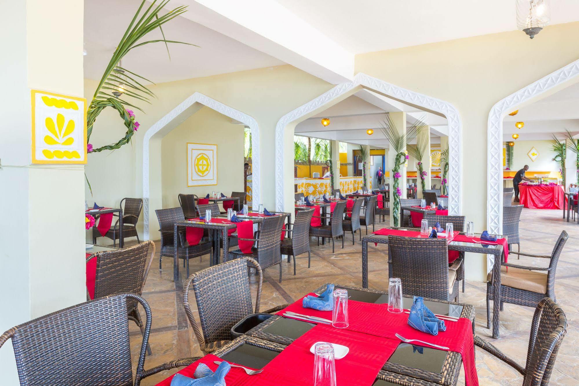 Ahg Waridi & Resort Pwani Mchangani