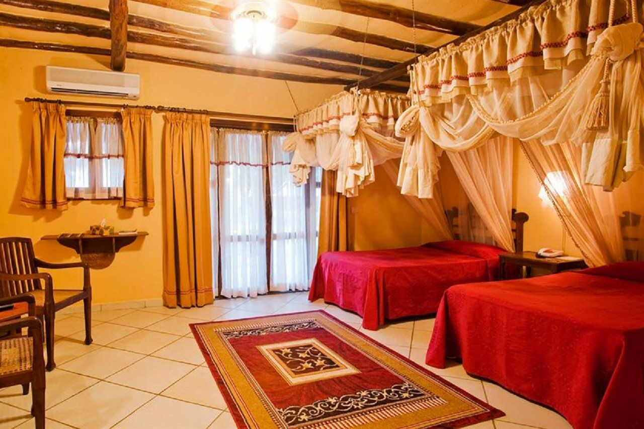 Hotel Karafuu 5*