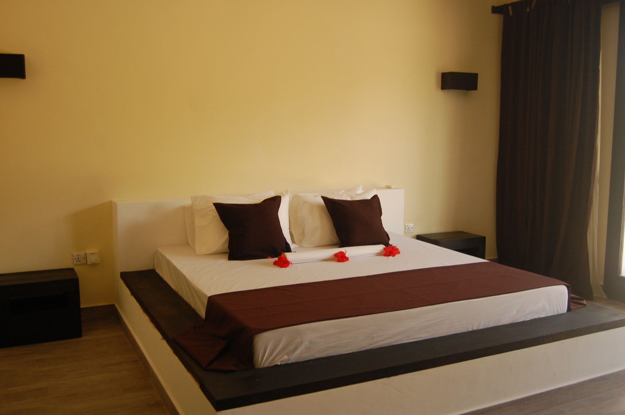 Blue Moon Hotel 4*
