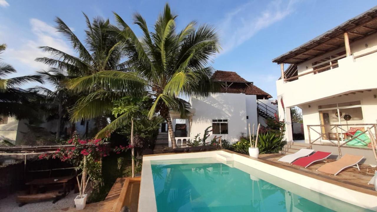 Maisha Marefu Kiwengwa (Zanzibar)