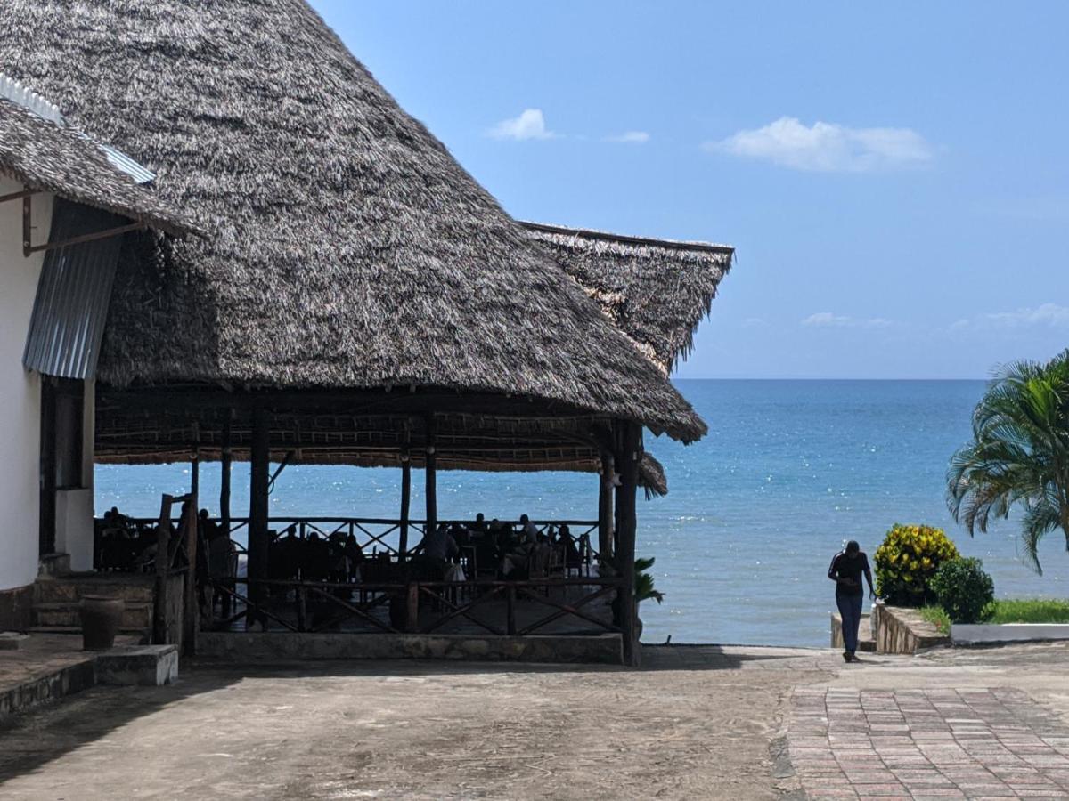 Amaan Ocean Kihinani Hotel Bububu