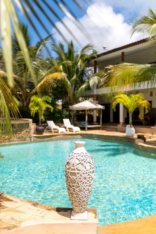 Kibanda Natural Hotel