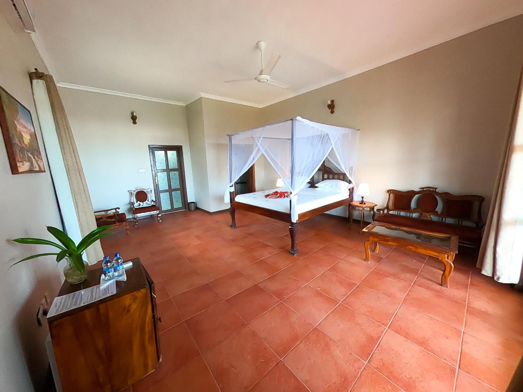 Sarabi Zanzibar Kizimkazi