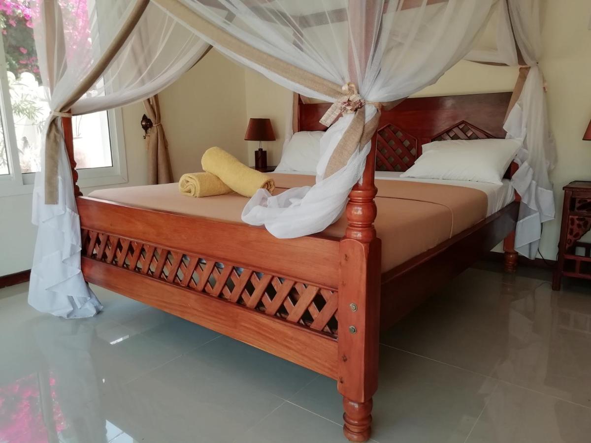 Kusini Beach Villas * Makunduchi