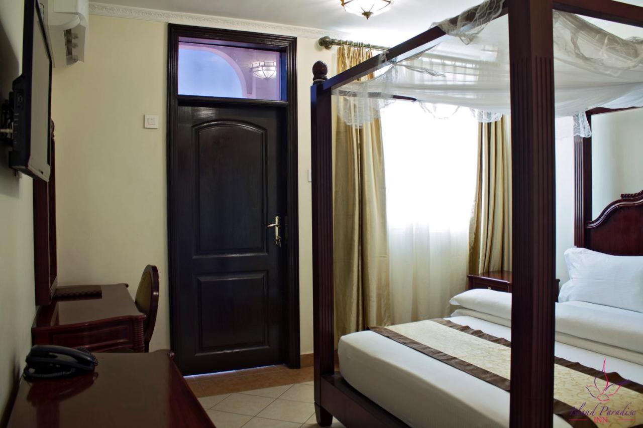 Island Paradise Hotel