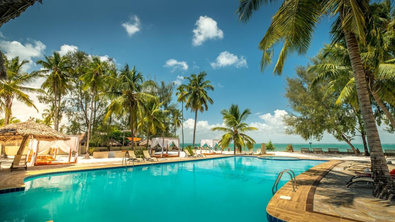 Ahg Maya Bay & 4* Michamvi Kae